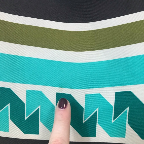 Milly of New York Geometric Silk Shift Dress - Picture 4 of 7